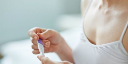 Phụ nữ bị rối loạn kinh nguyệt có thai không?
